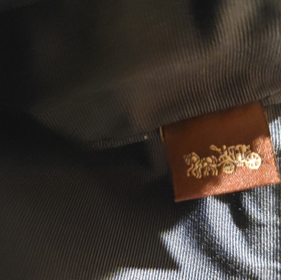 COACH WRISTLET MONOGRAM NWT - Picture 9 of 11